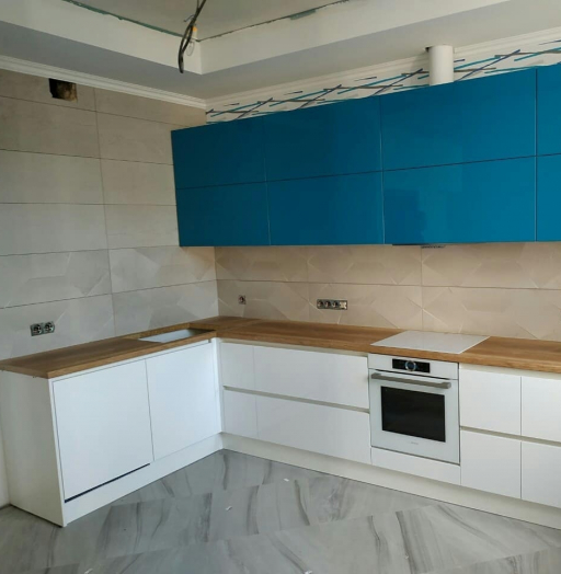 Белый кухонный гарнитур-Кухня МДФ в эмали «Модель 181»-фото3